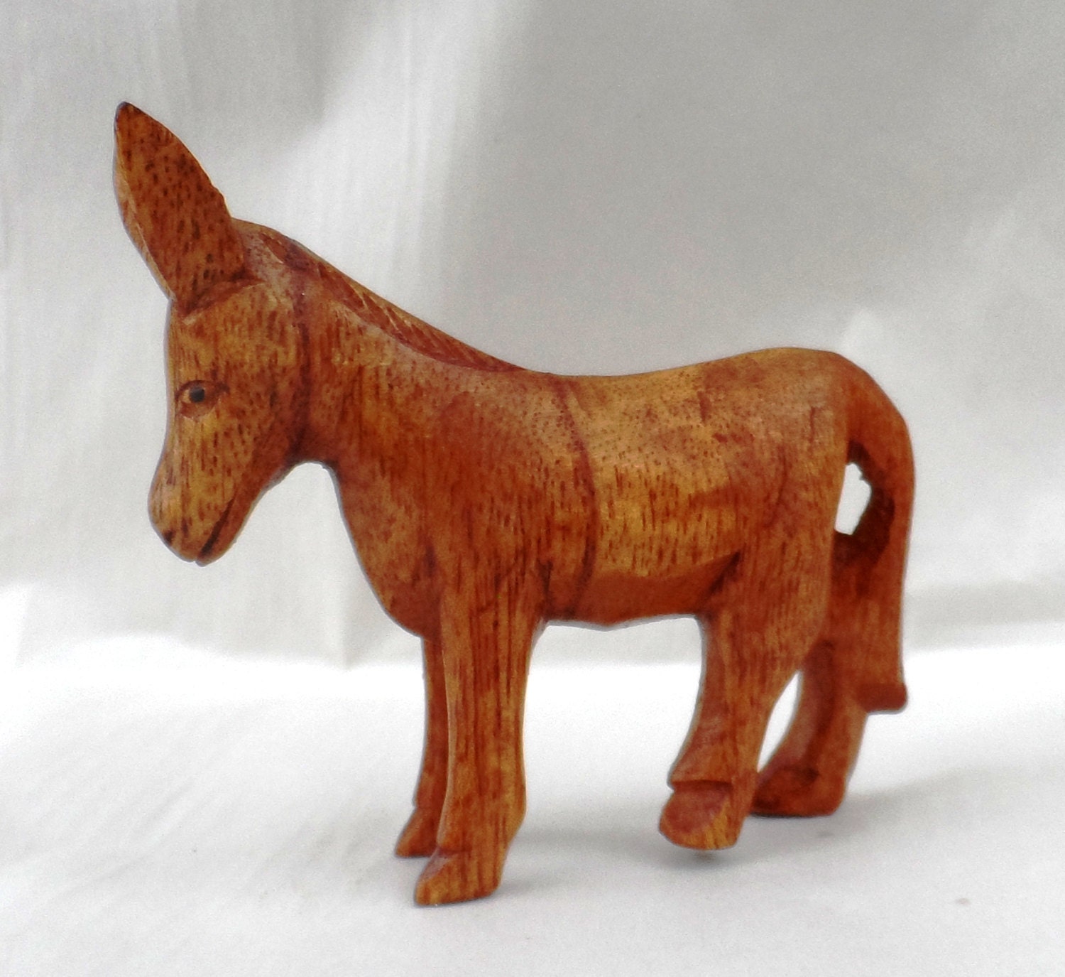 Donkey wood carving dnk4