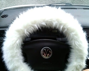 White Fuzzy Steering Wheel Cover, Car accesories, Fuzzy Car Accessories, Faux Fur Steering Wheel Cover