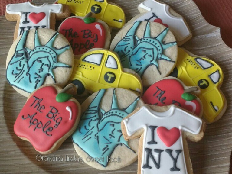 New York Themed Decorated Sugar Cookies 12 one by GLSweetTooth