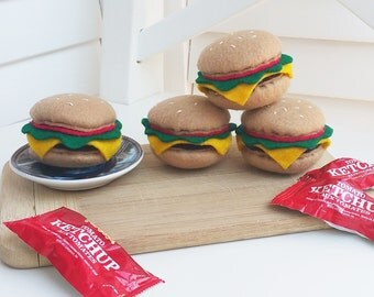 CHEESEBURGER / HAMBURGER - Catnip filled cat toy, cat toy, catnip toy, catnip hamburger, catnip cheeseburger, hamburger, cheeseburger