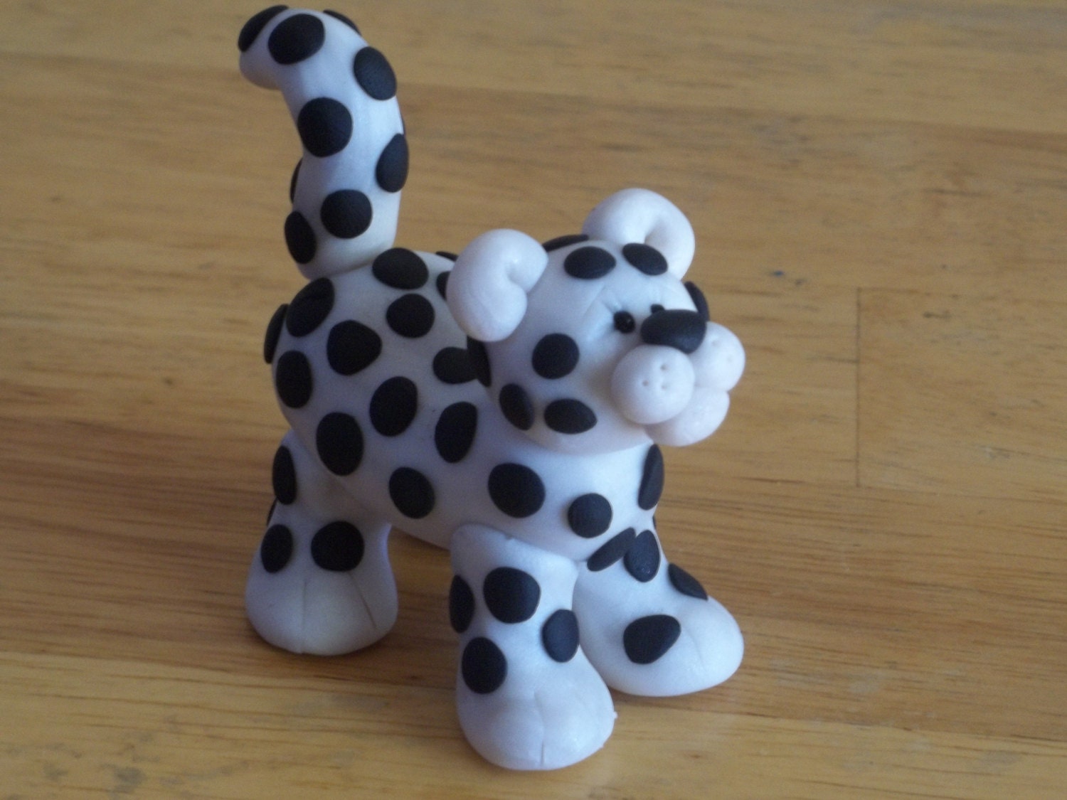 snow leopard figurines