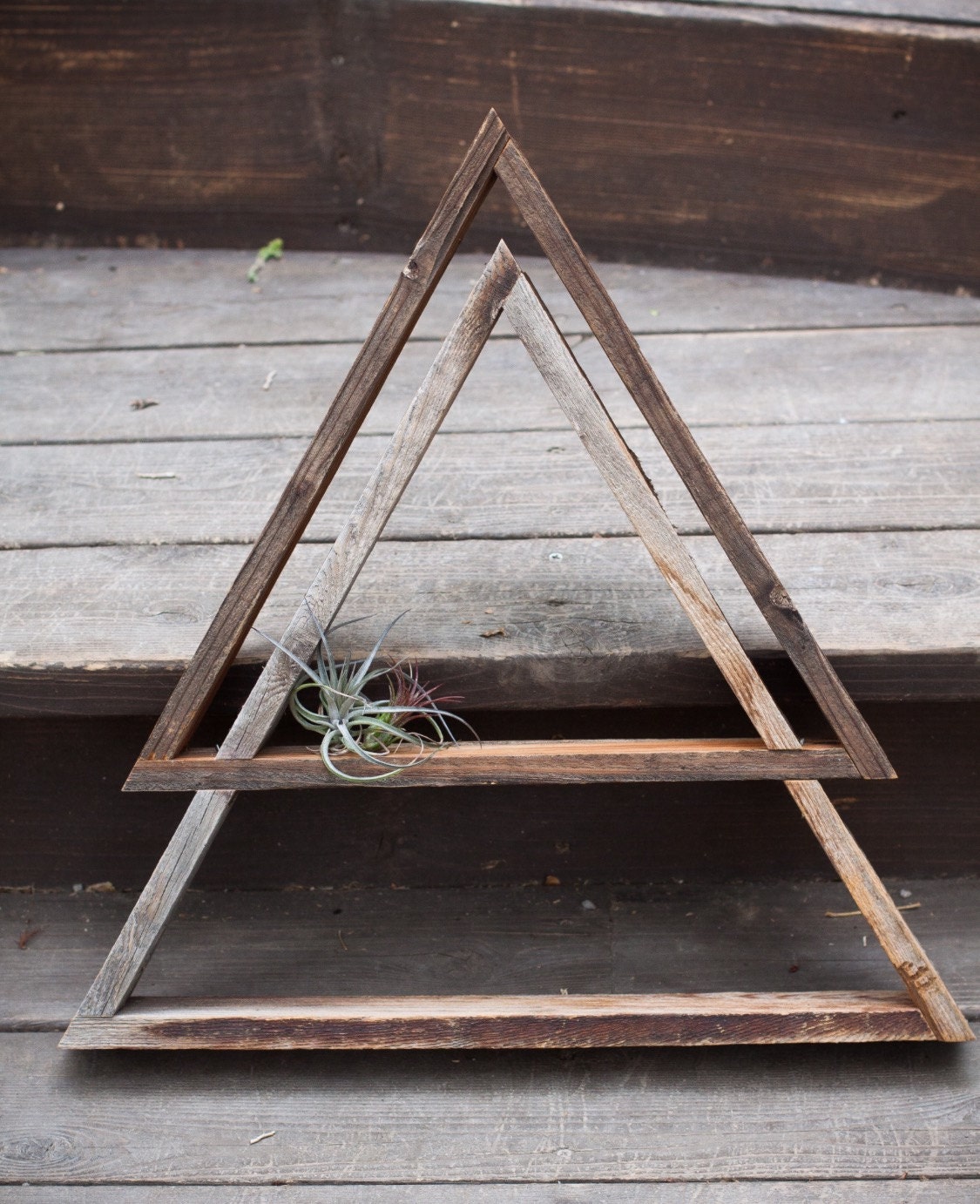 Triangle Wall Hanger