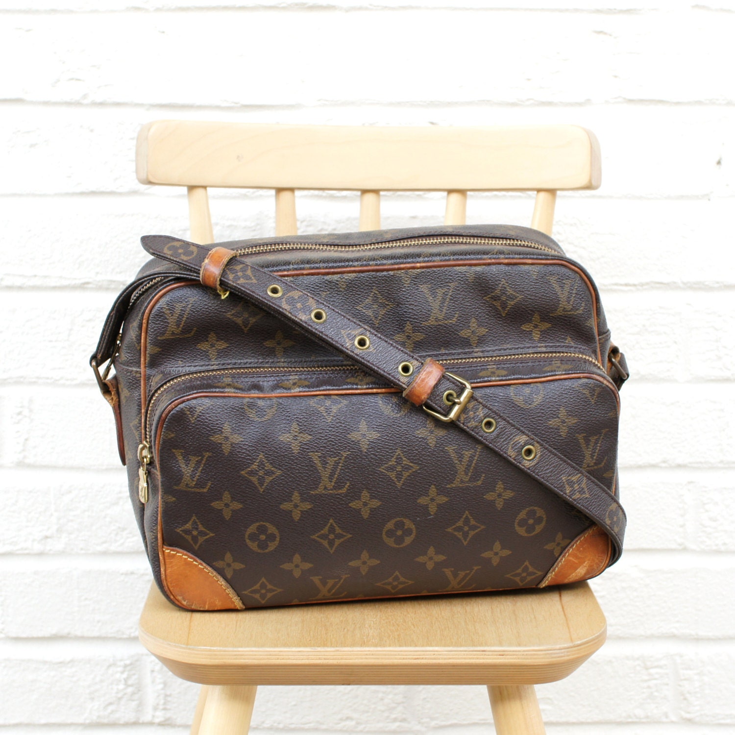 lv mono sling