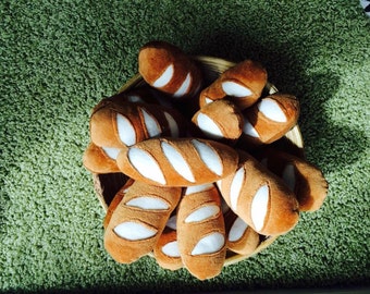 bread: mini baguette / Pain/ Brot (pretend food playfood / dînette en feutrine/ Spielküche)