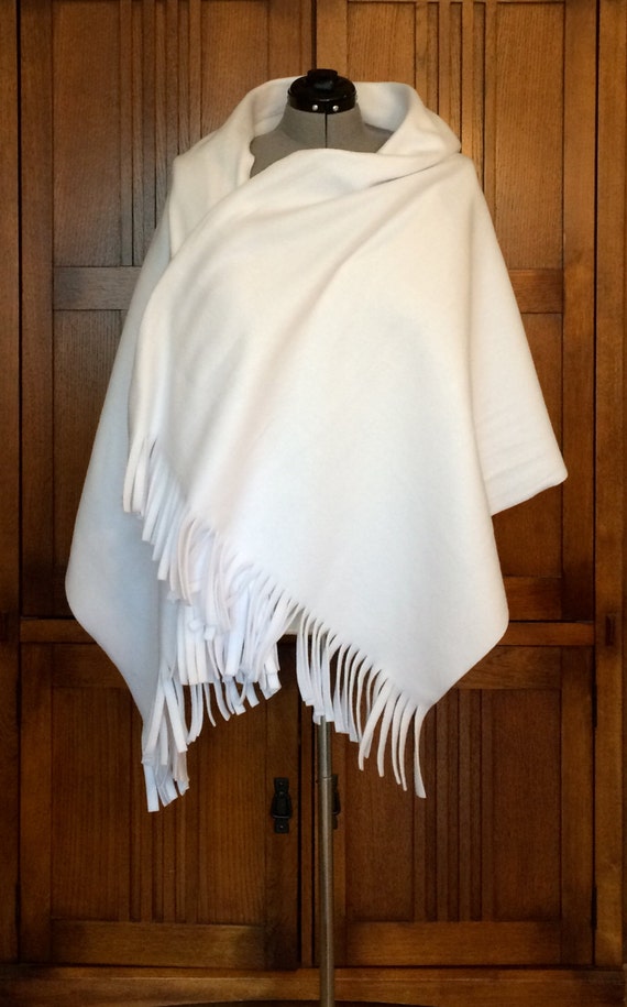 Handmade Fleece Shawl Wrap 5 Fringe White by BagsandFleeceByECB