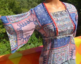 vintage 60s blouse hippie FLORAL pattern psychedelic boho sheer shirt women's Small 70s