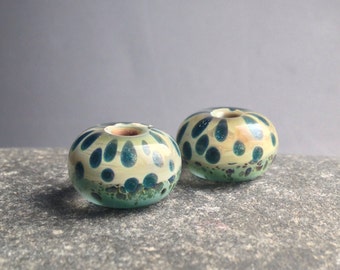 MruMru Handmade Lampwork Glass Bead Earring Pair.