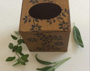 Paper Mache Vintage Tissue Box