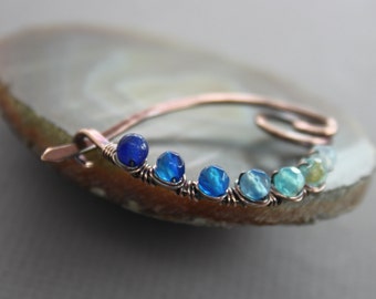 Arch scarf pin or shawl pin with ombre blue shades multicolored stones - Copper fibula - Cardigan clasp - Metal pin - SP039