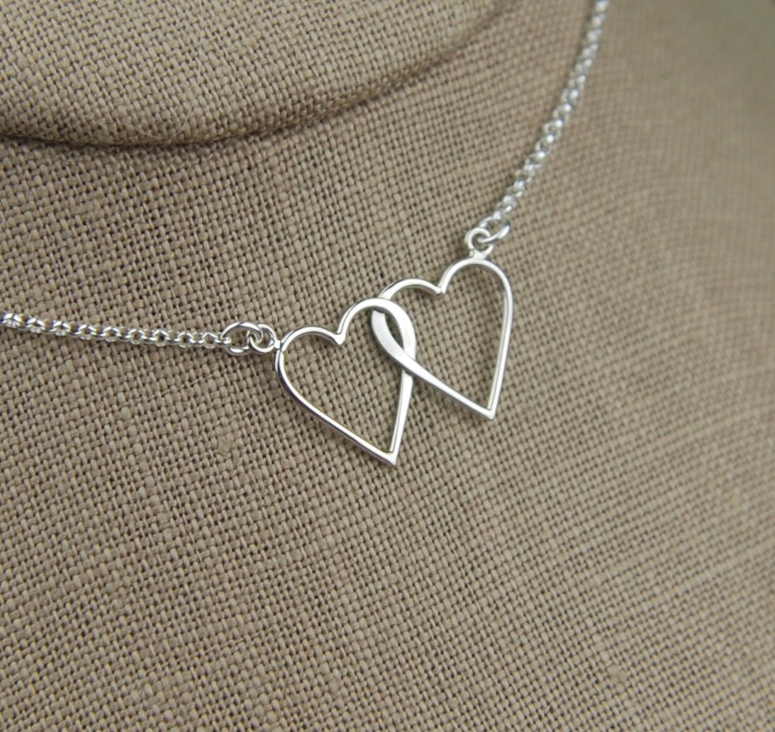 Connected hearts necklace in sterling silver interlocking