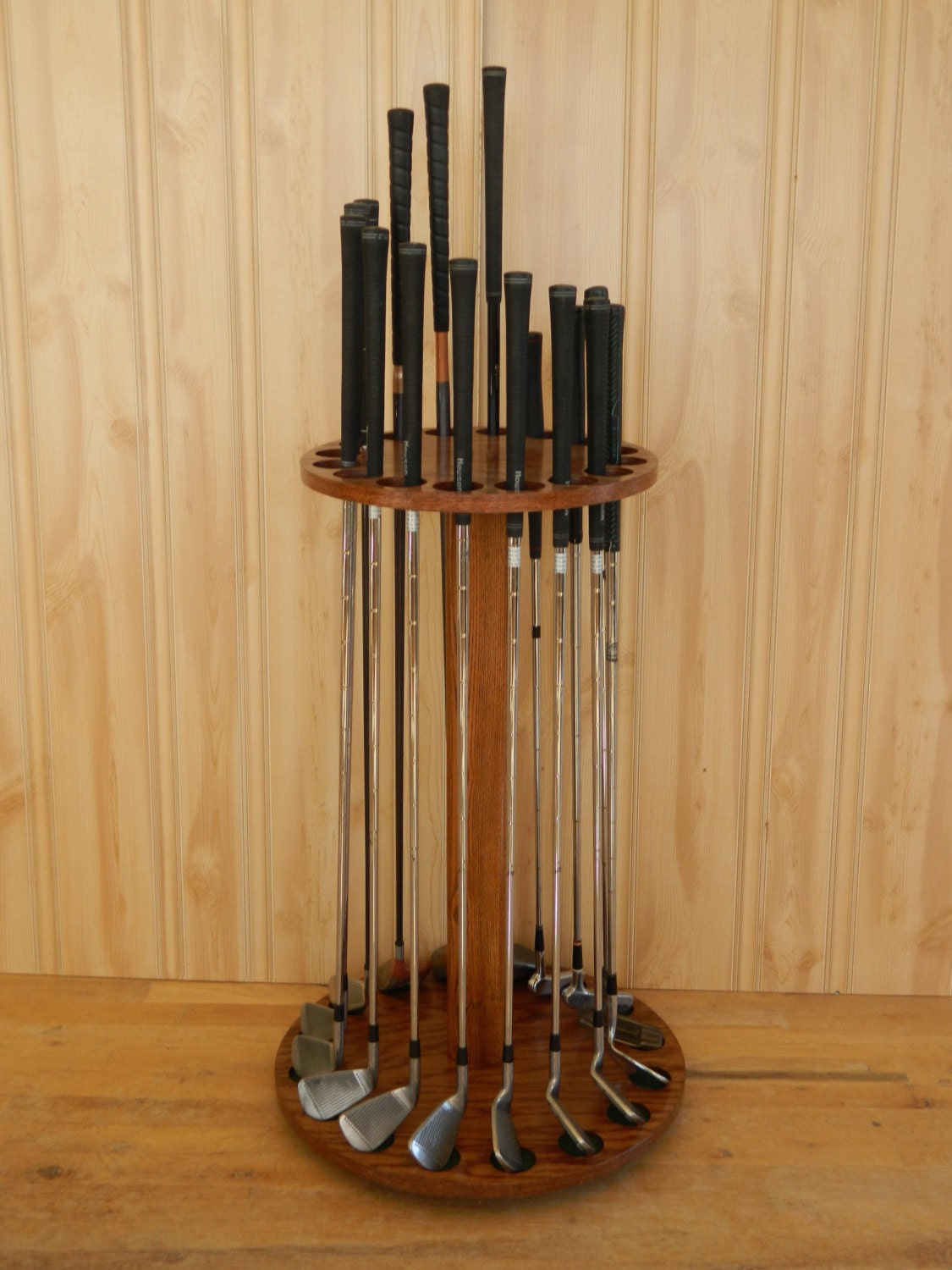 Golf club display rack. ROTATING 16 club Oak by CarolWilliams424