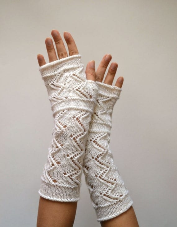 White Lace Knit Fingerless Gloves White Gloves by lyralyra