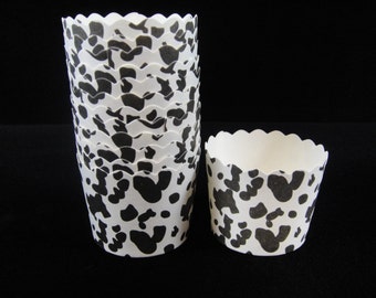 Cow Baking Cups, Farm Party, Candy Cups, Dip Cups, Nut Cups, Kids, Parties, Weddings, Party Cups, Candy Buffets, Favor Cups, QTY 12
