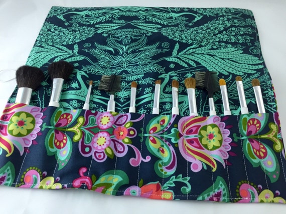 makeup brush roll organizer