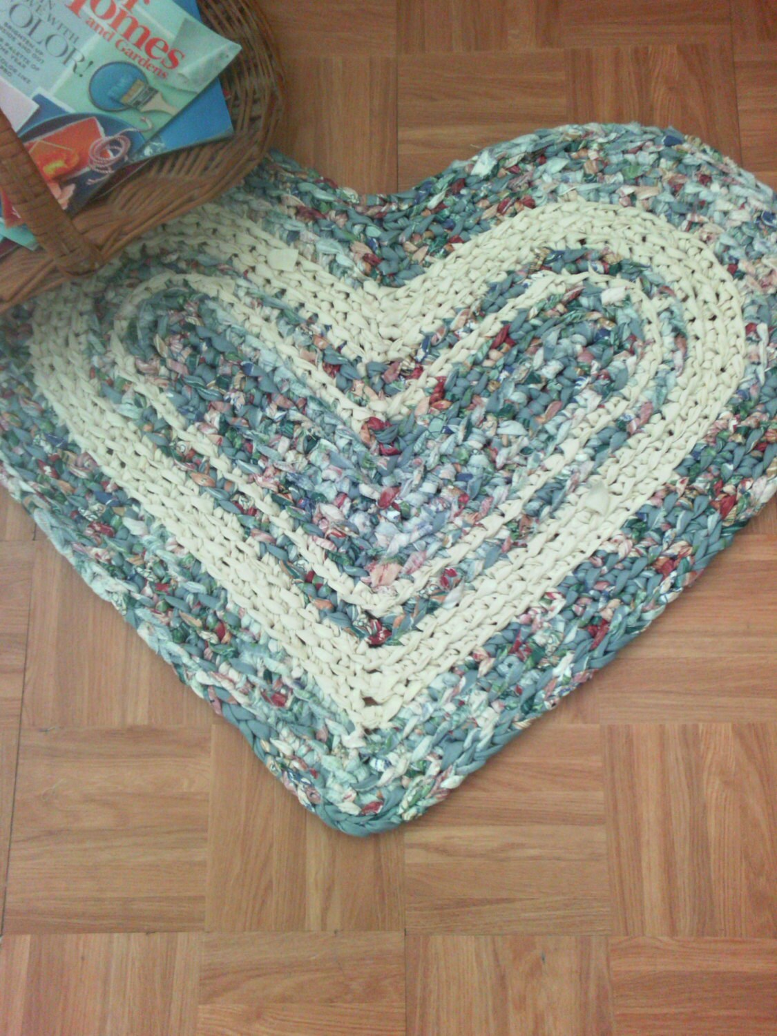 Heart Rag Rug Hand Crocheted 30 x 24 Heart by ripnrollrugs