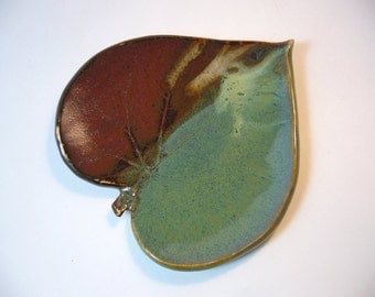 Melted Chocolate Surprise Pottery Leaf Spoon Rest