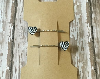 Zebra heart bobby pins