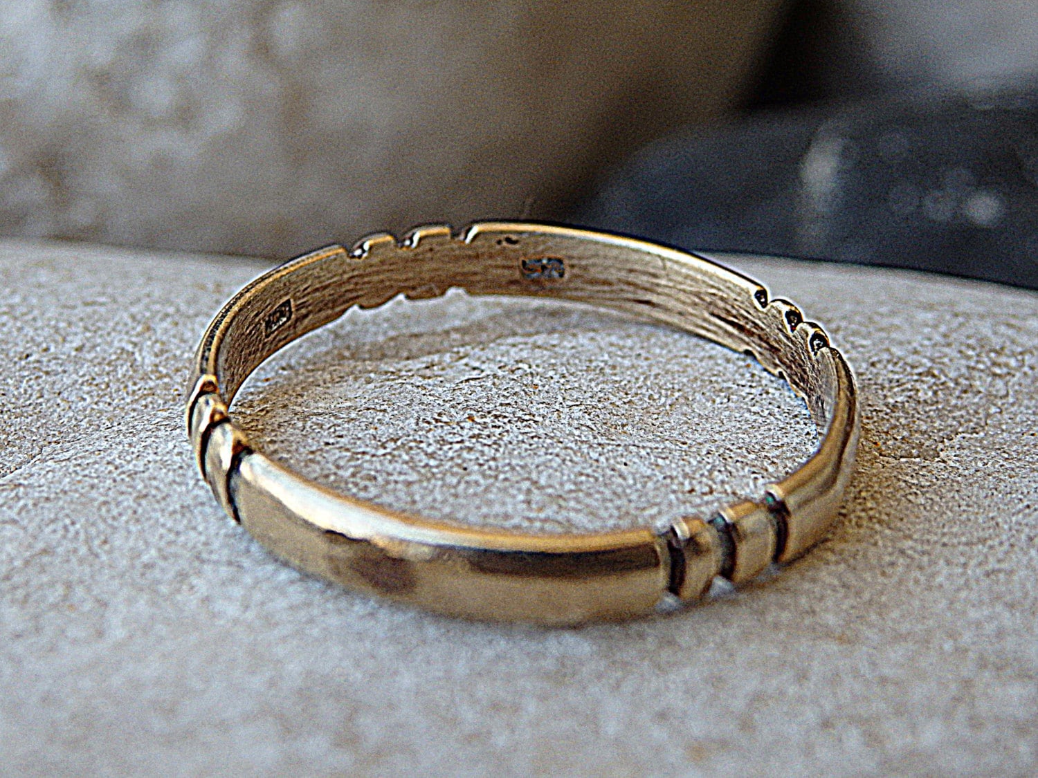 Simple Wedding Band 14k Solid Gold Ring Womens