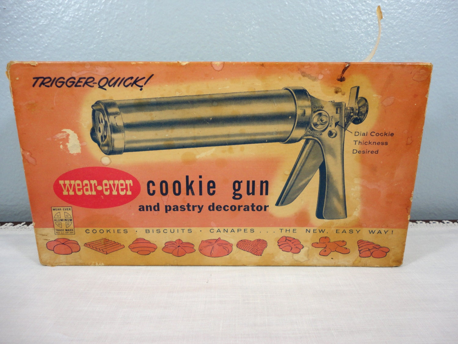 Wearever Trigger Quick Cookie Gun and Pastry by RandBPickins