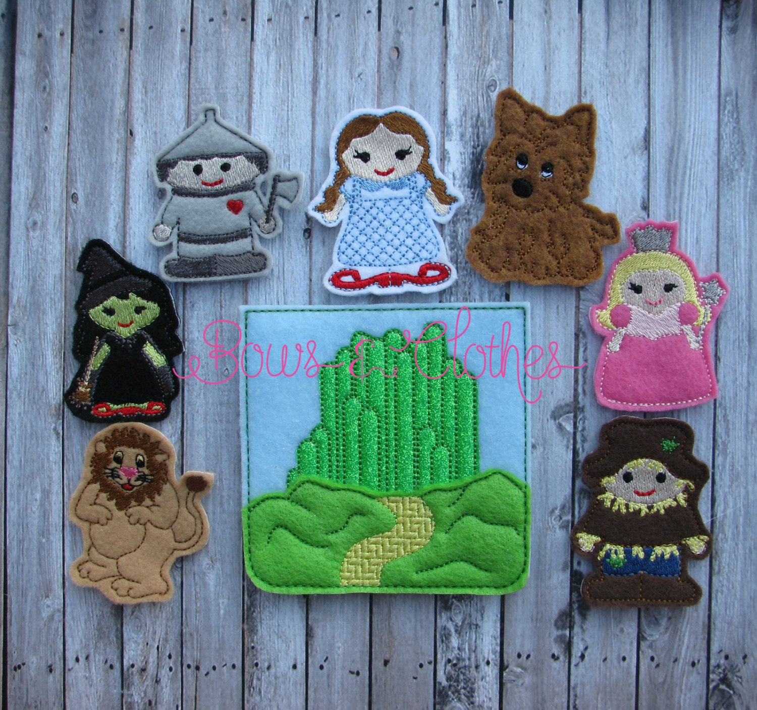 Wizard of Oz finger puppets and case embroidery design digital