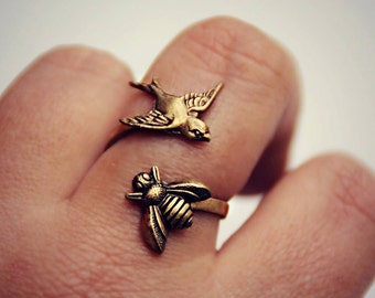 bird ring, birds and bees ring, bee ring, bird accessories, bee jewelry, bee accessories, spring fashion, vintage style