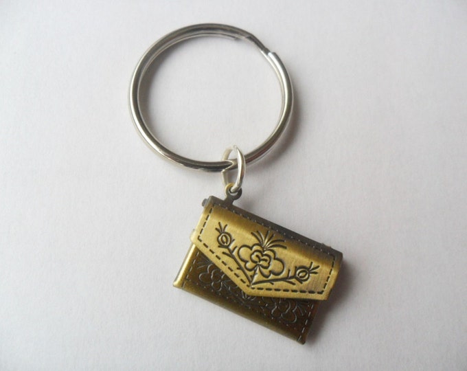 Best Friend Keychains Handbag/ Purse Keychain put a secret message inside.