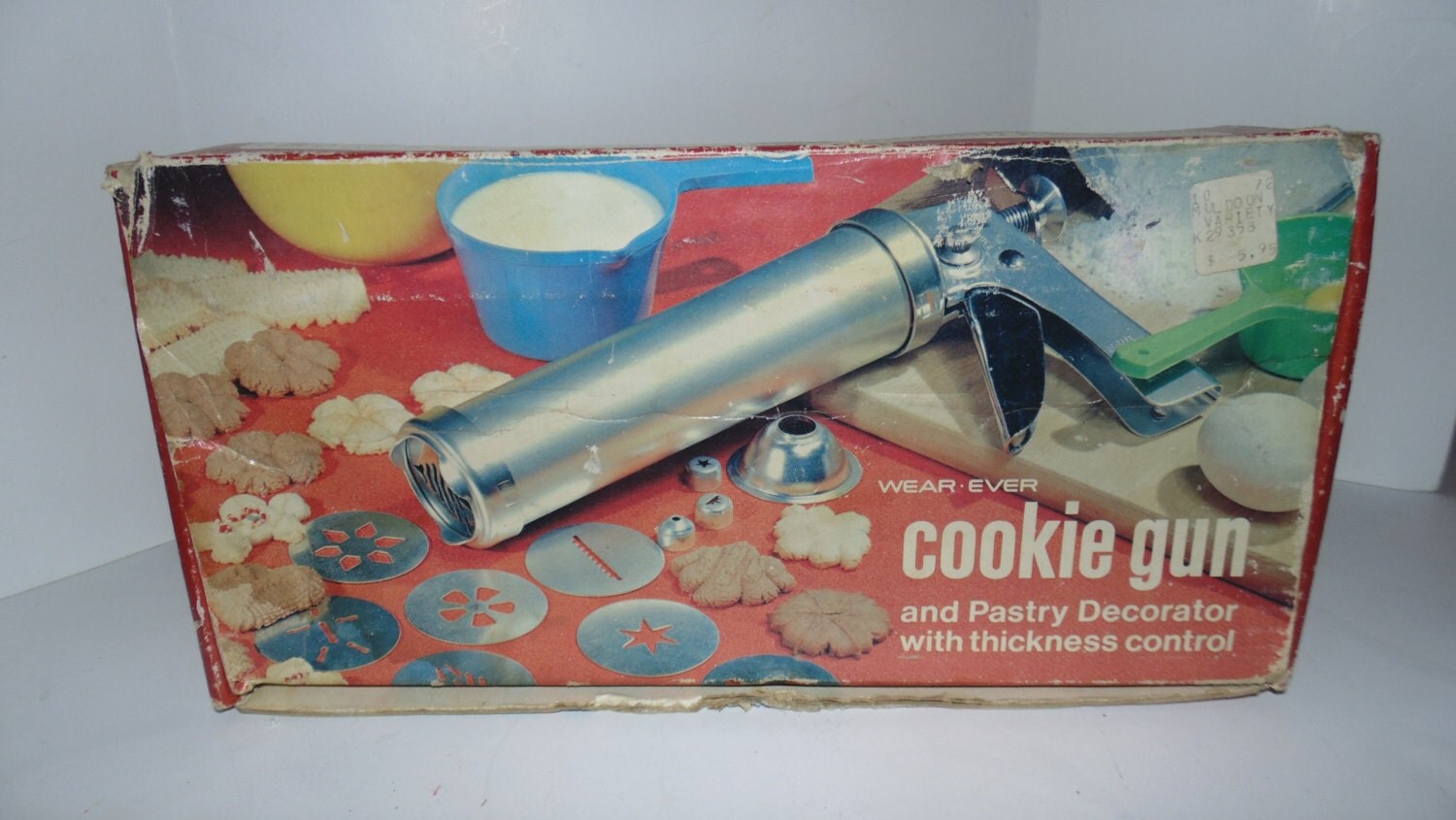 Vintage wearever Cookie gun Cooky press 1960s pastry decorator
