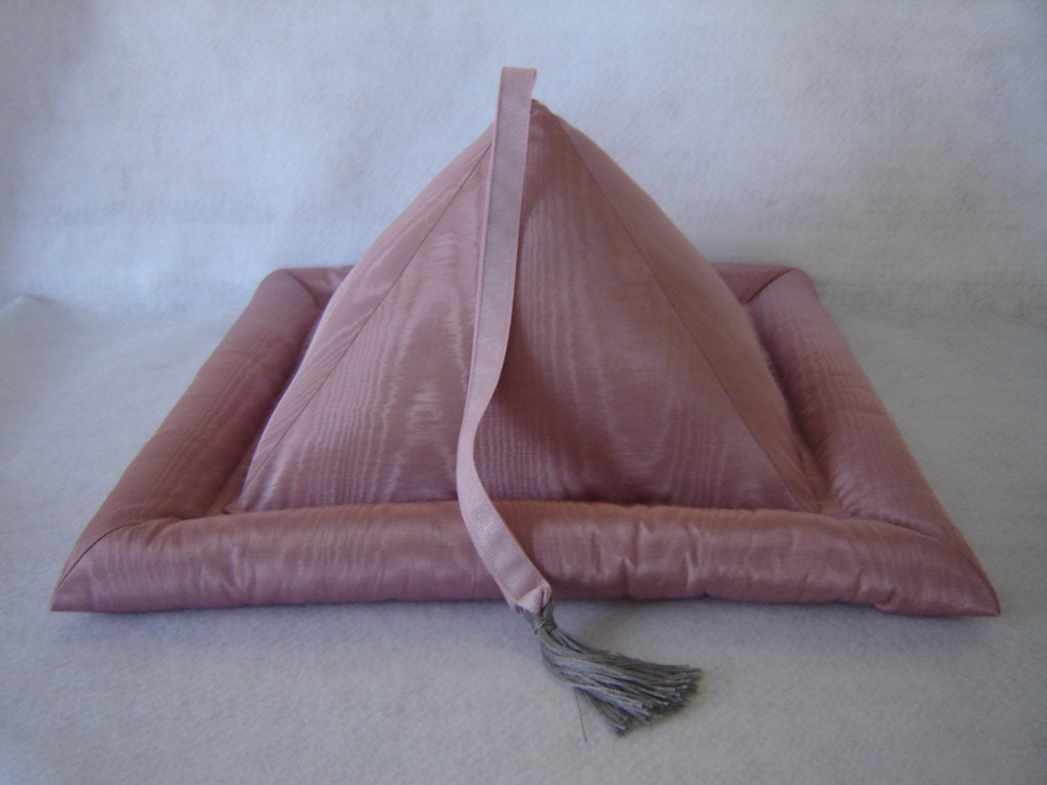 PropABook Pillow Book Holder/Stand w/Tassled Bookmark