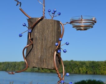 bluebird feeder design