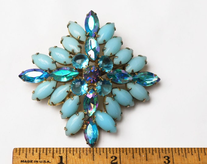 Blue Rhinestone Brooch - light blue glass - open back - Floral flower Pin - Aurora Borealis stones - slightly domed Mid Century