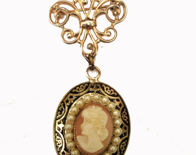 Coro Cameo Brooch - Fleur de Lis - white pearl and gold dangle Vintage Pin