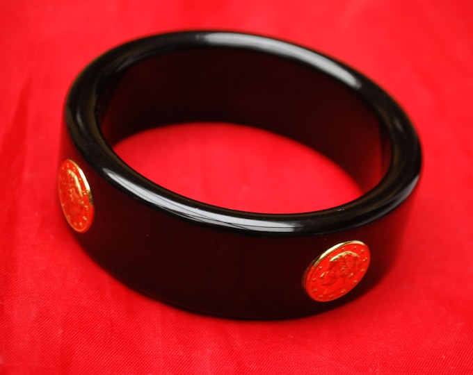 Gold Coin Bracelet - Black Lucite Plastic - Bangle 1980s