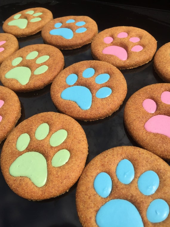 Gourmet Dog Treats Big Paws Decorated Dog by TwoTailsDogBakery