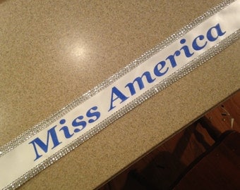 ladies sash that says miss universe for sale