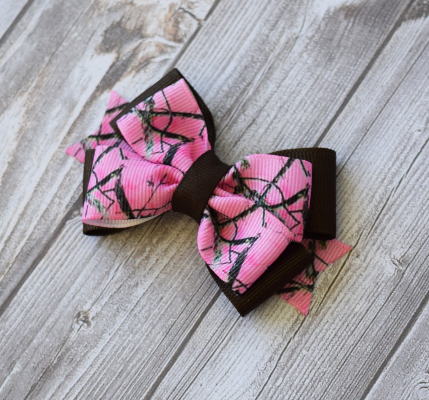 Realtree camo bow Pink camo bow Brown camo bow Camo by Shaebugs