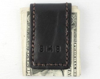 Money Clip. Personalized Groomsmen Gift. Mens leather money clip with custom initials. Magnetic money clip