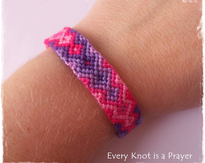 Friendship Bracelet, Macrame, Woven Bracelet, Wristband, Knotted Bracelet - Pink and Purple Arrows