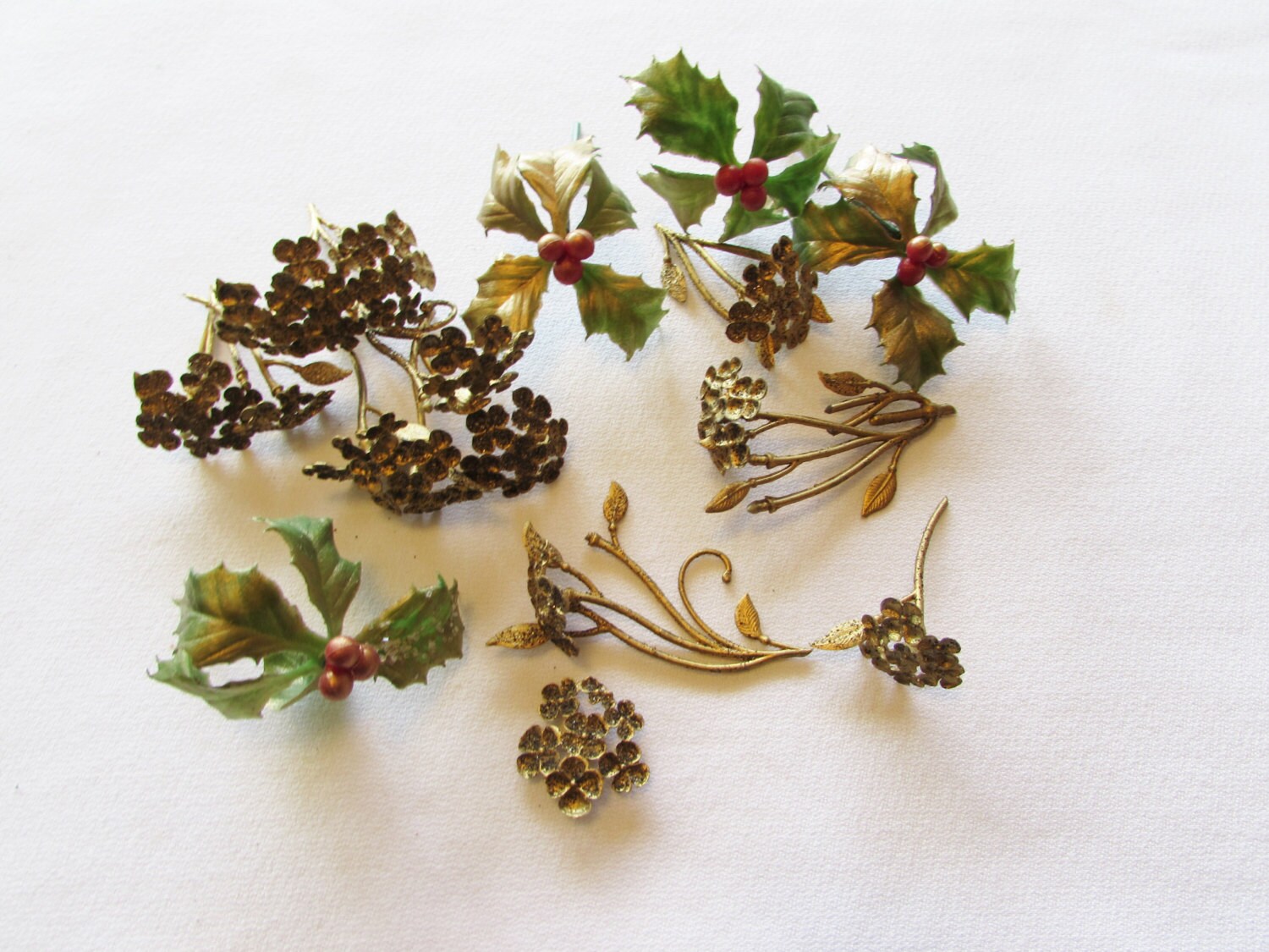 vintage holly berry and gold flower picks by etagereantiques vintage holly berry and gold flower picks by etagereantiques