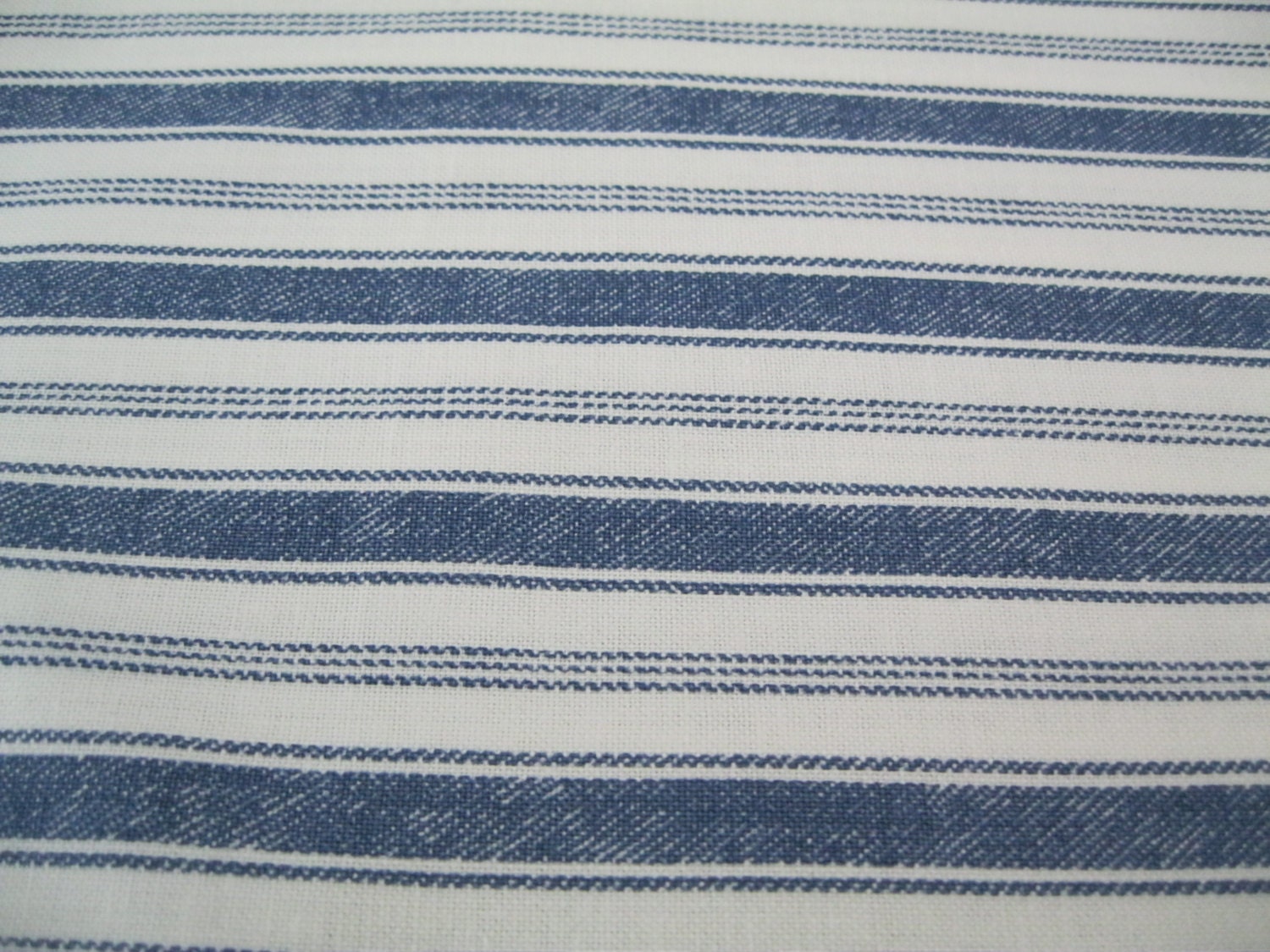 Blue And White Stripe Patterned Fabric Fat Quarter
