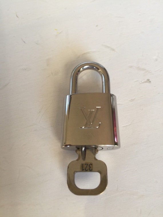 Louis Vuitton padlock and one key 321 bag charm lock silver