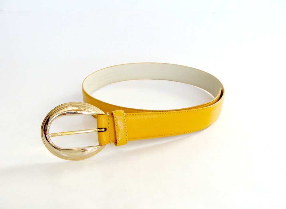 Liz Claiborne Mustard Yellow Leather Waist Belt Fullgrain