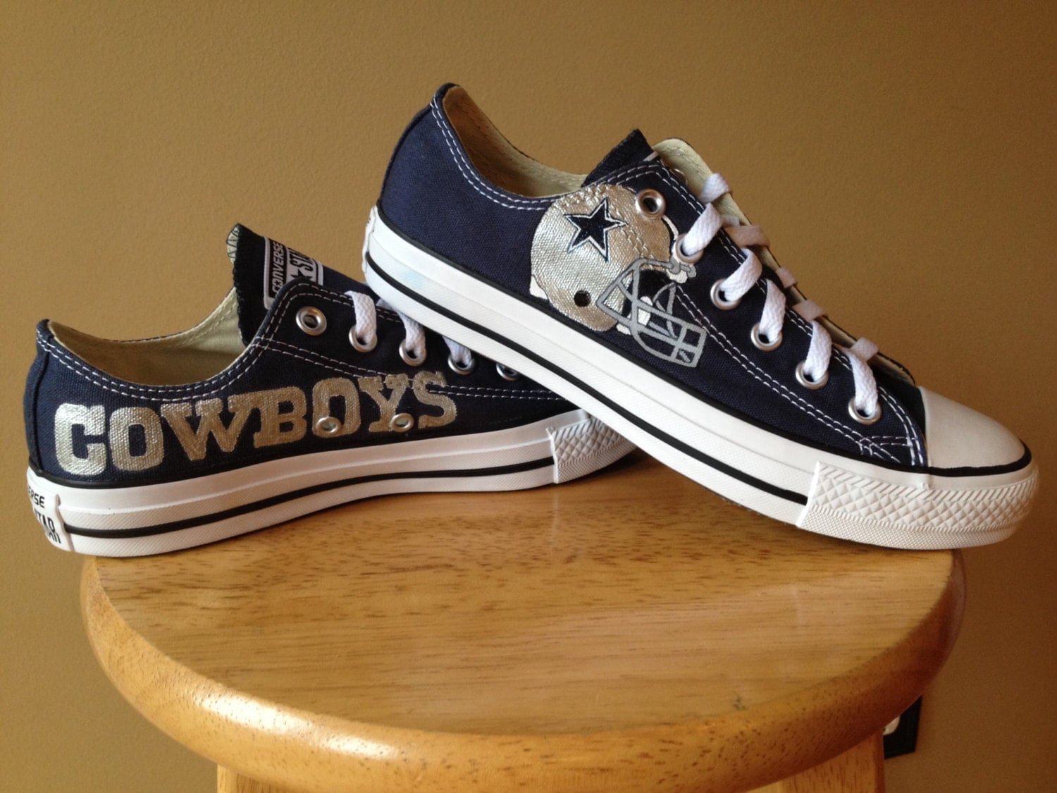 Dallas Cowboy hand painted Shoes Dallas Cowboy hand painted Shoes