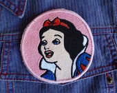 Round Snow White iron-on patch