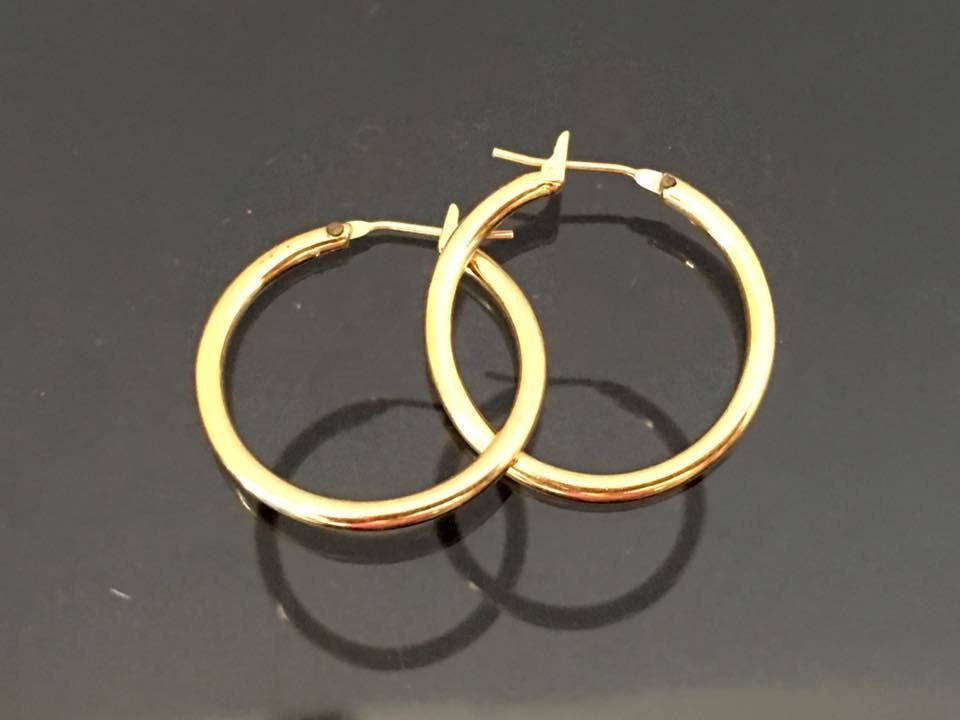 Vintage Jewelry Hoops Earrings