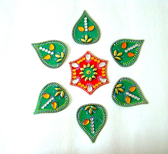 Rangoli Decorative Tiles Kundan Style Work Green & by StoreUtsav