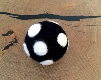 Australian Felted Organic Wool Machine Washable Palle Balls - Cat Toy Ball