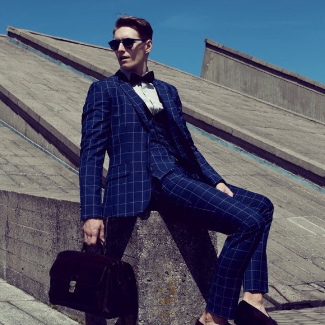 Pin by Sarah Chez on Men's Fashion (I Think it's good) | Blue suit men ...