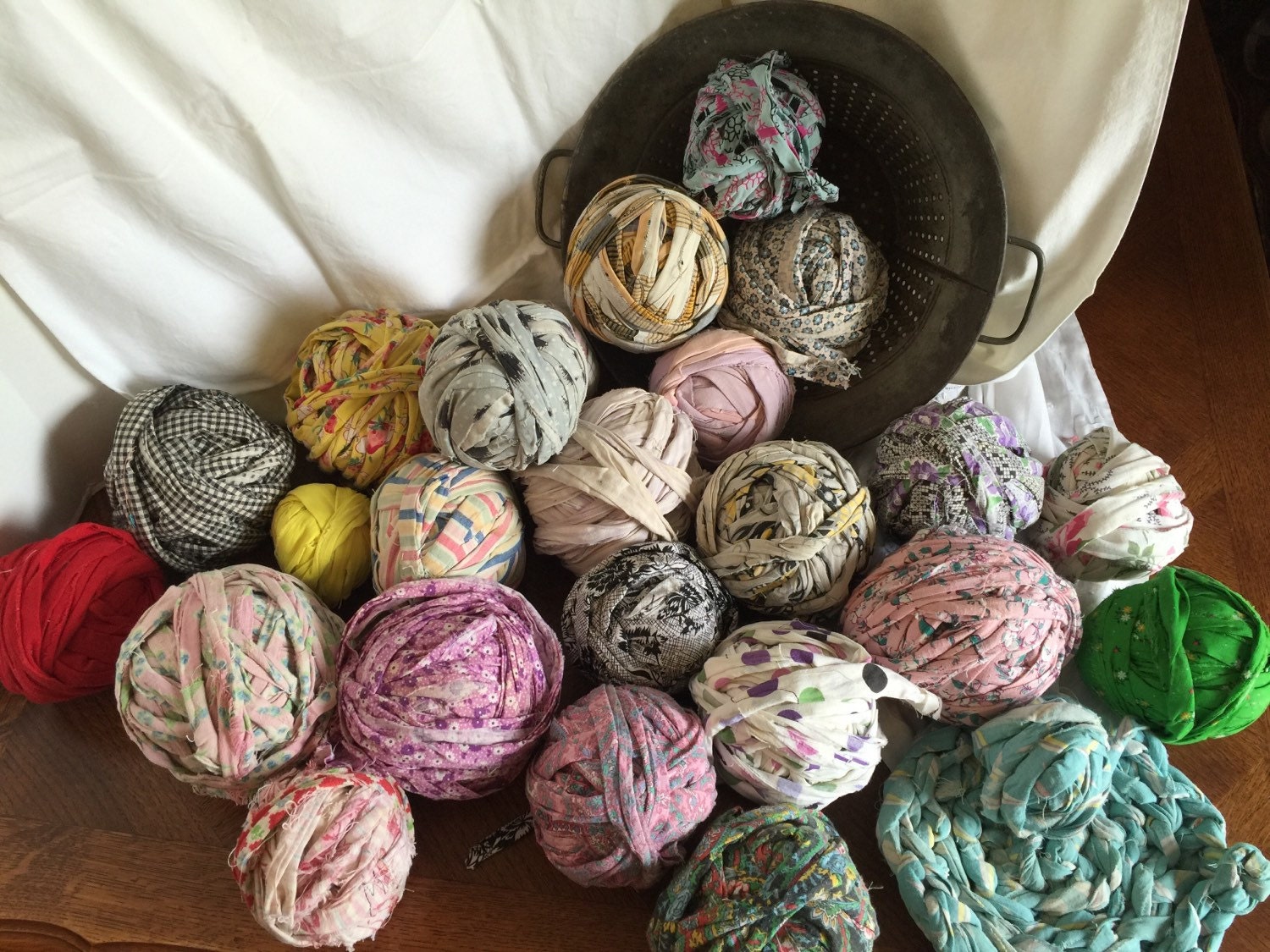 25 Vintage Feedsack Rag Balls Multiple Colors; Display or Rag Rug from