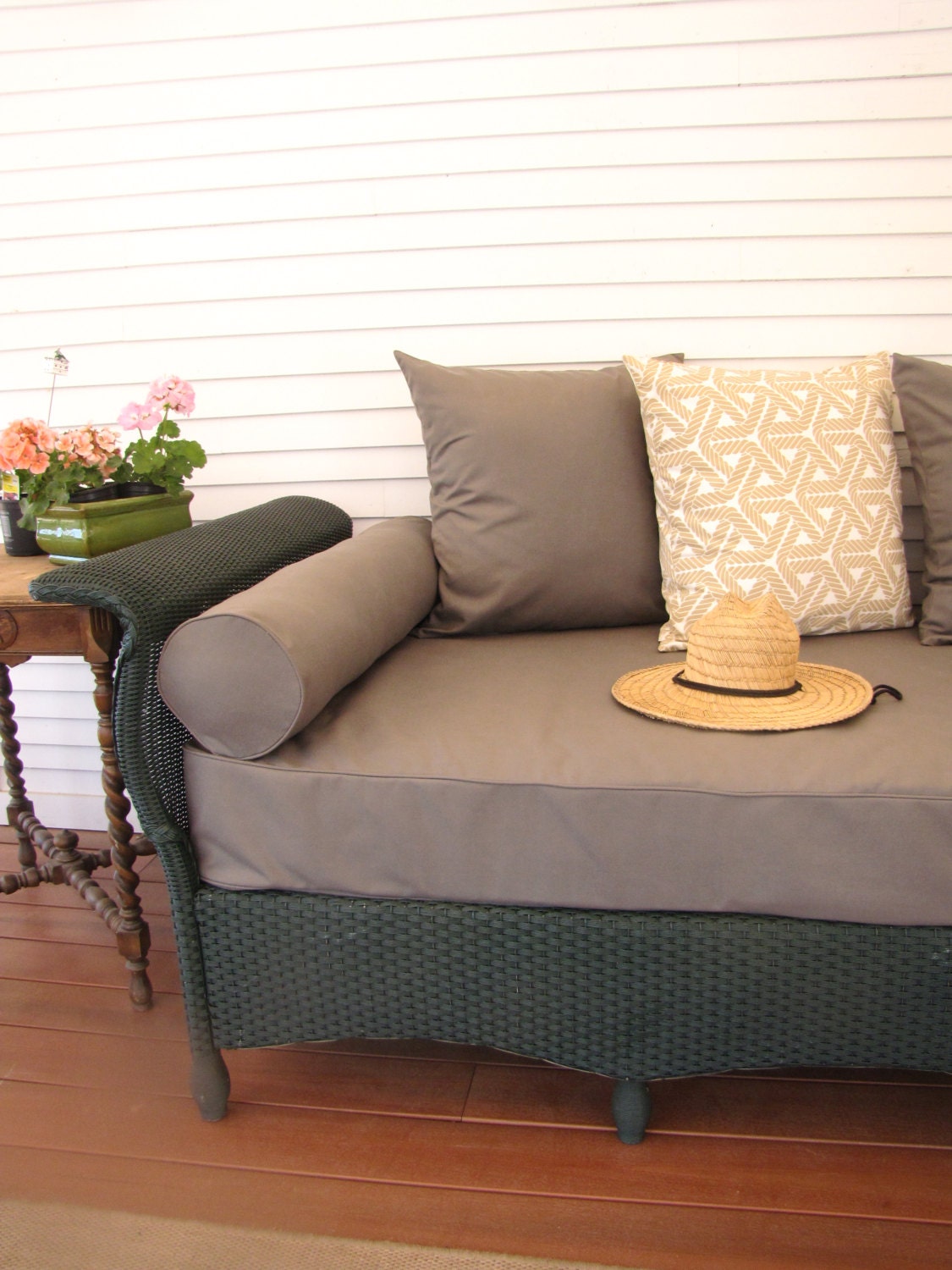 Outdoor Mattress CoverPorch Swing CoverDaybed Cover