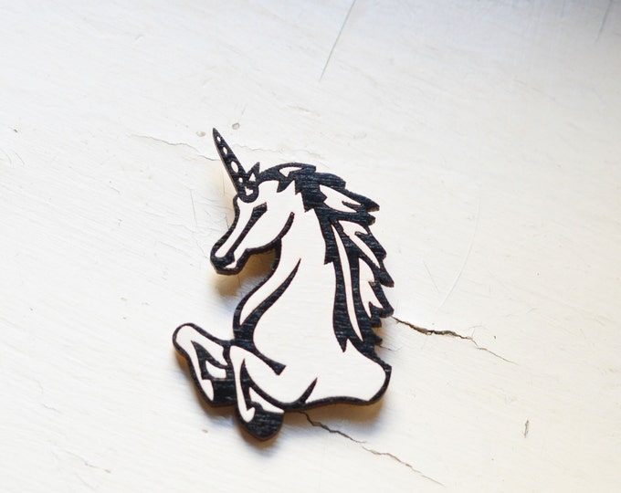 Unicorn // wooden brooch covered with eco paint // 2017 best trends // gift for all // style